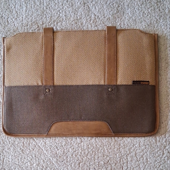 Elegant Two-Tone Men's Laptop Bag - Picture 2 of 5